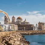 Delfin Azul 2 Free Parking By Cadiz Time